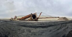 Beet Piler and beet pile.