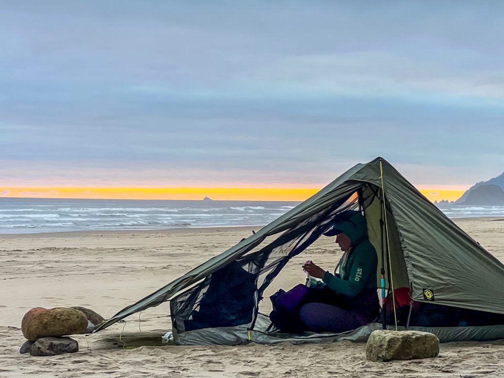 Free beach camping on the Oregon Coast Trail.